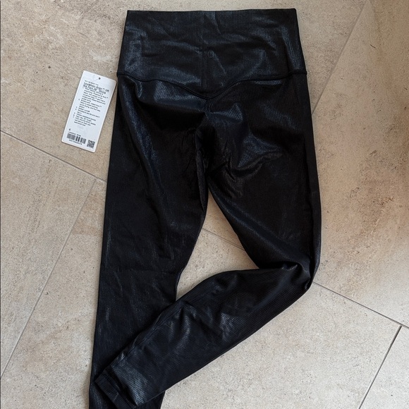 lululemon athletica Pants - lululemon athletica Black Textured High-Rise Leggings
